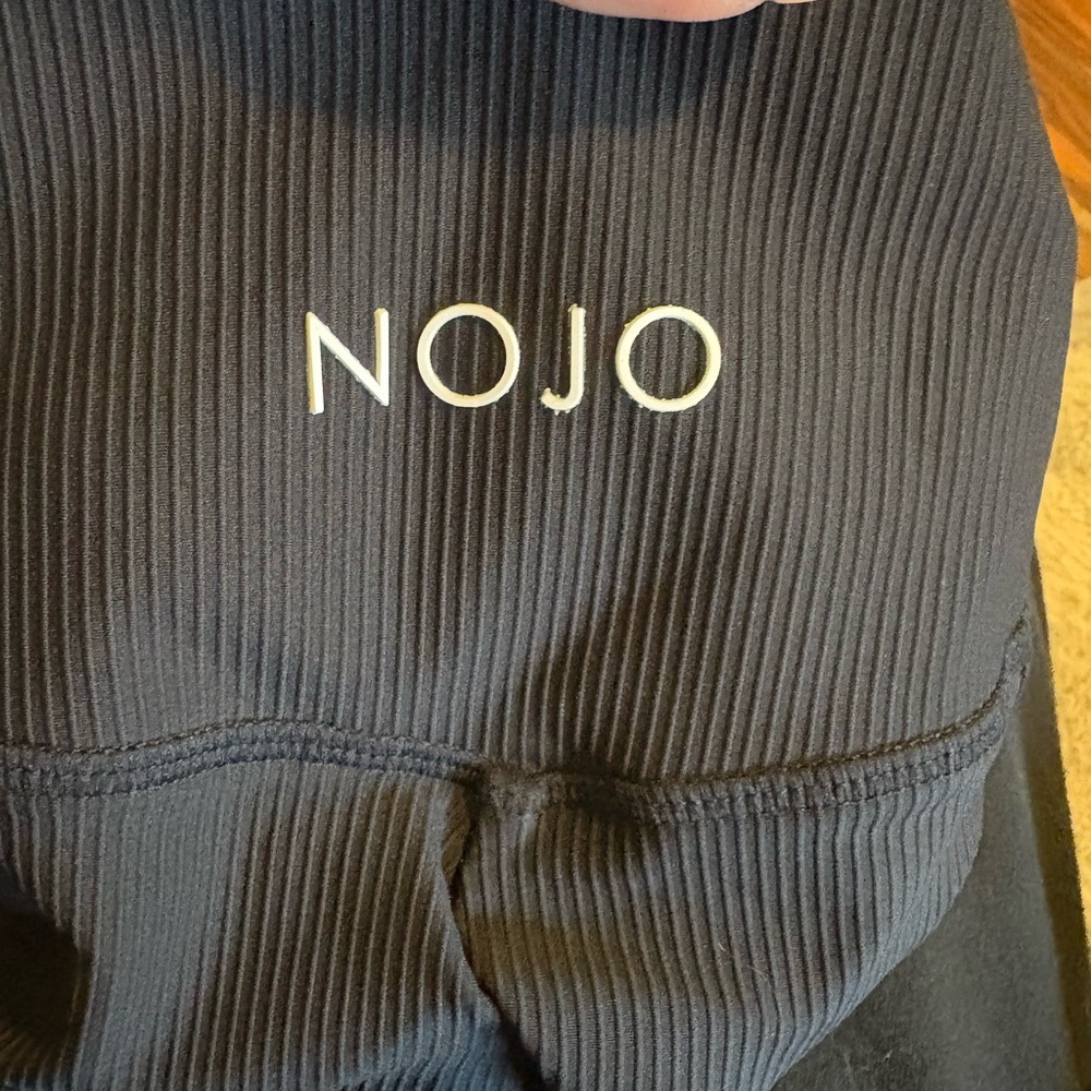 Black‎ NOJO Ribbed crossover leggings size small butt scrunch (0467)